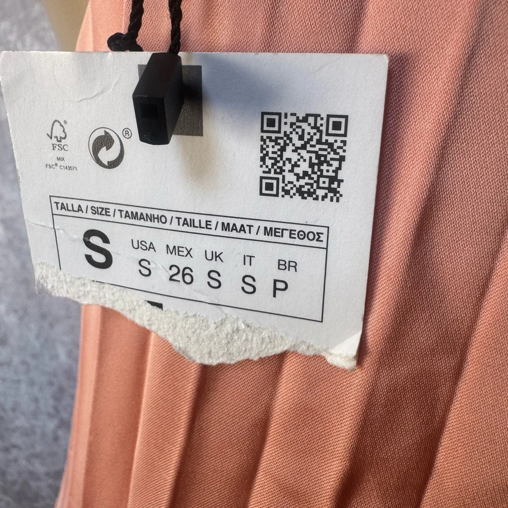 Zara Peach Pleated Midi Dress with Chain Strap - Picture 6 of 8